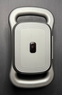 Kinetix™ – Massage Gun Professionnel 16 Têtes | Récupération Sportive, Bien-être & Relaxation Premium